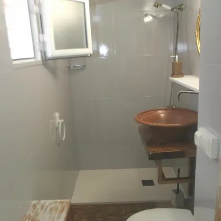 Parais Descans Holiday home *